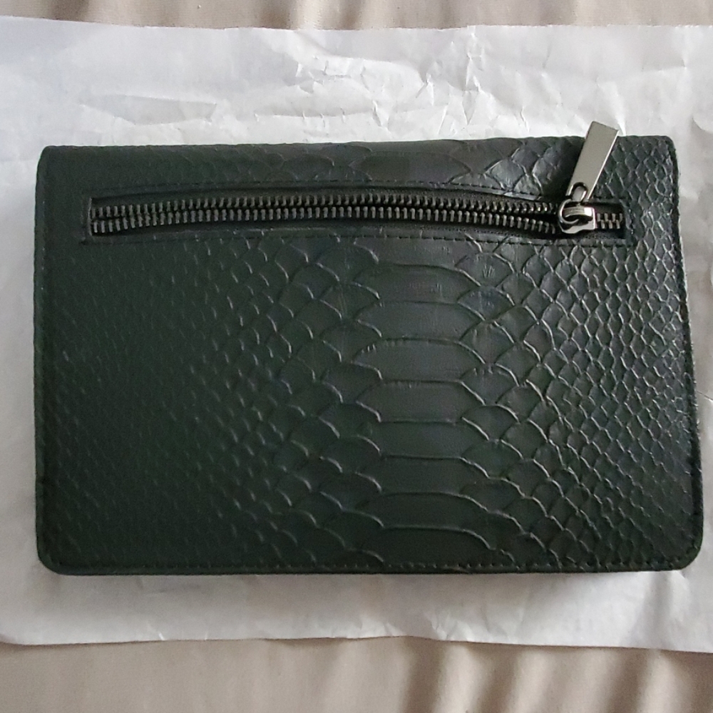 Purse - Picture 2 of 5